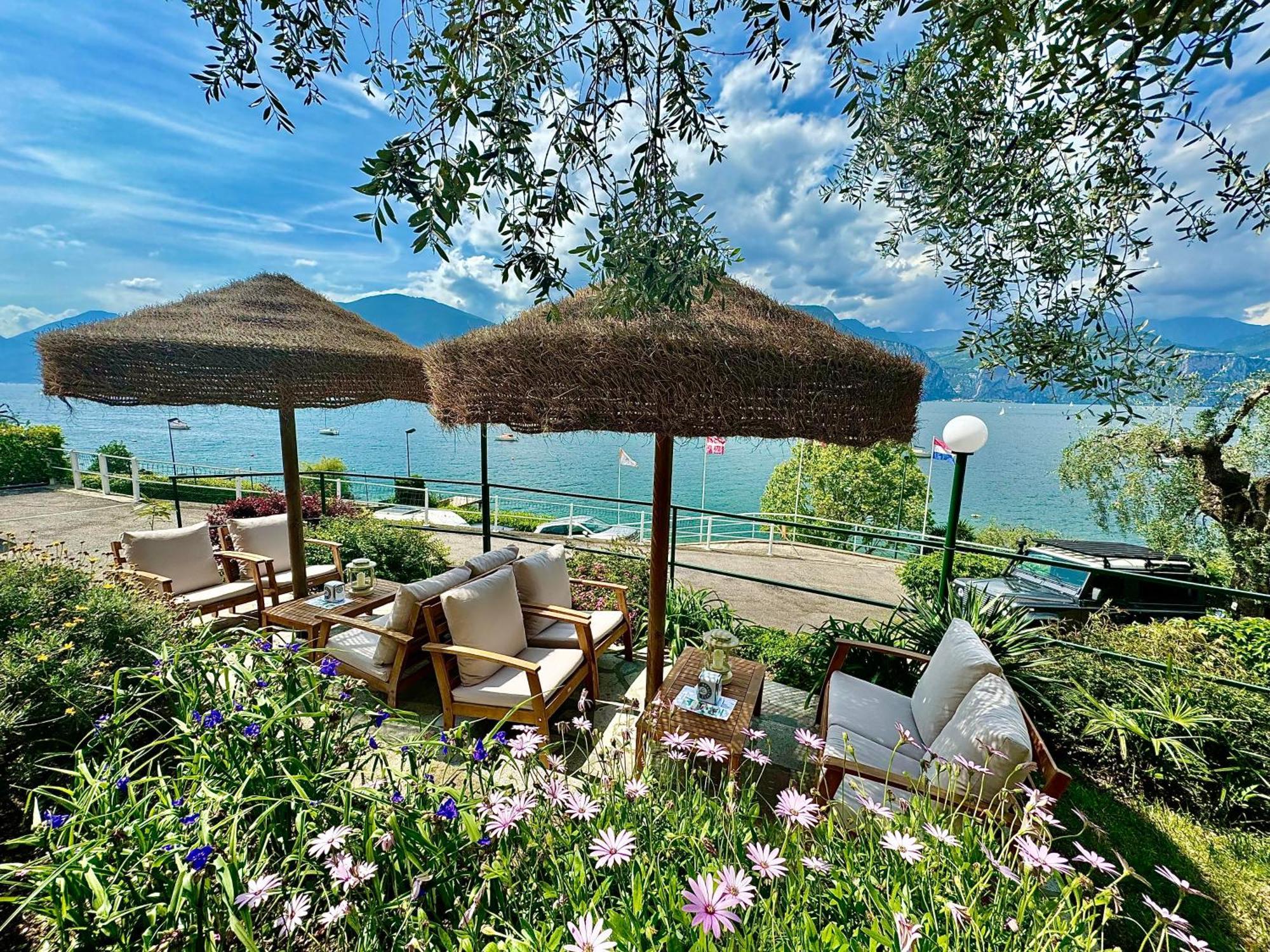 Monja Camping Village เบรนโซเน ซูล การ์ดา ภายนอก รูปภาพ