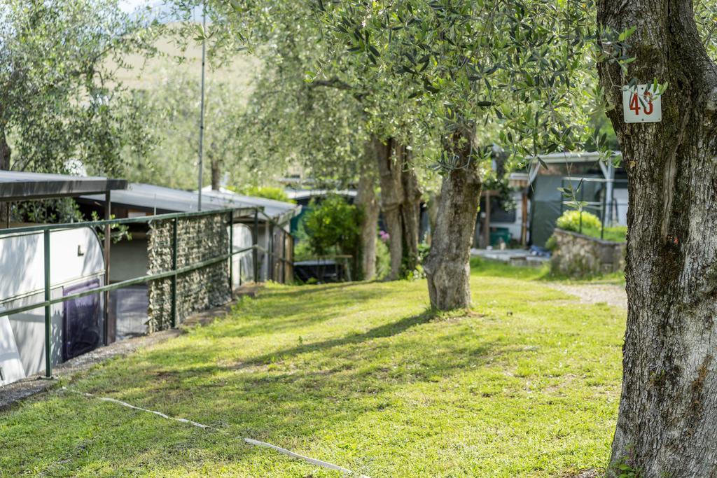 Monja Camping Village เบรนโซเน ซูล การ์ดา ภายนอก รูปภาพ